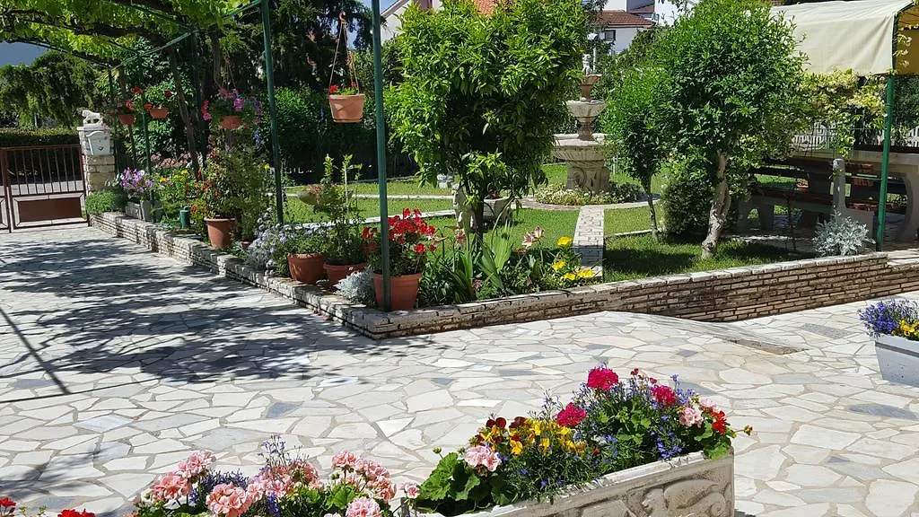 Apartments Paradiso Pola