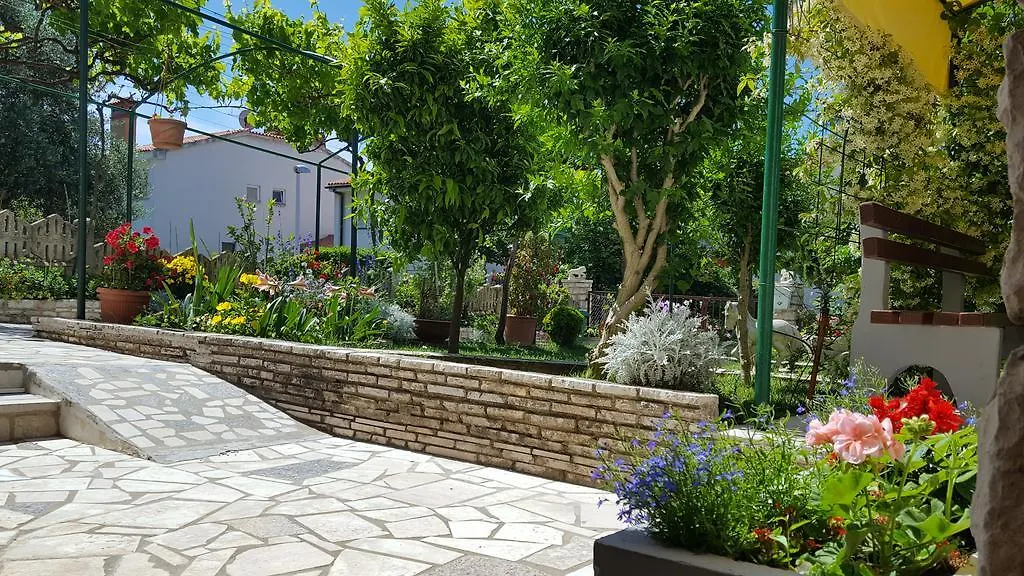 Apartments Paradiso Pola Croazia